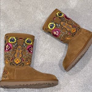 NEVER WORN Floral Embroidered Ugg Boot